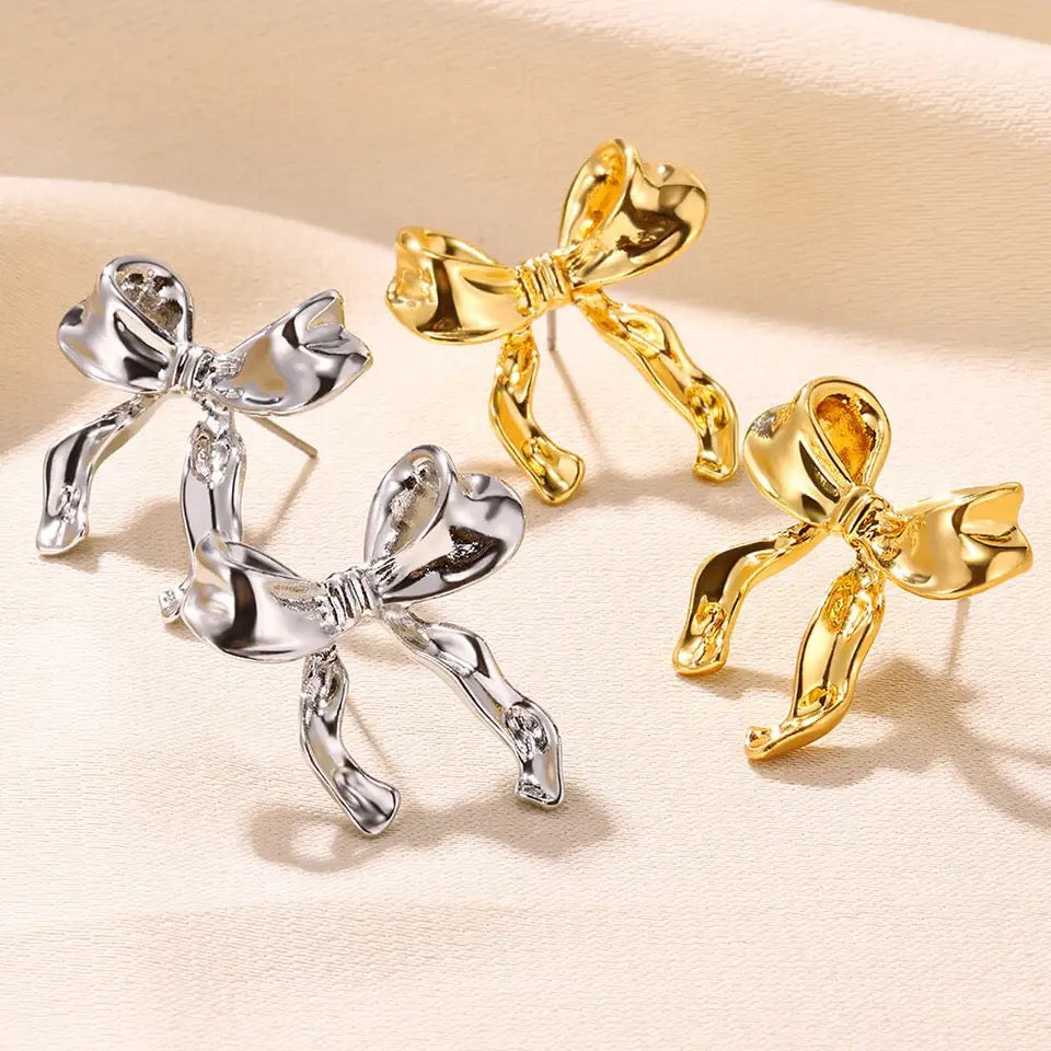 Ribbonelle™ Bow Earrings